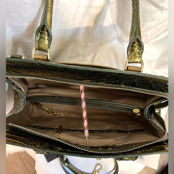 💚BRAHMIN  Melbourne Matcha Green Small Finley Carryall Satchel Bag (NWOT) 💚 - Picture 11 of 16